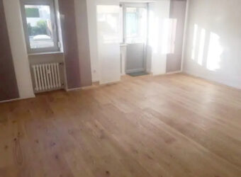 Moderne Balkonwohnung nähe Hofgarten + Tiefgarage
